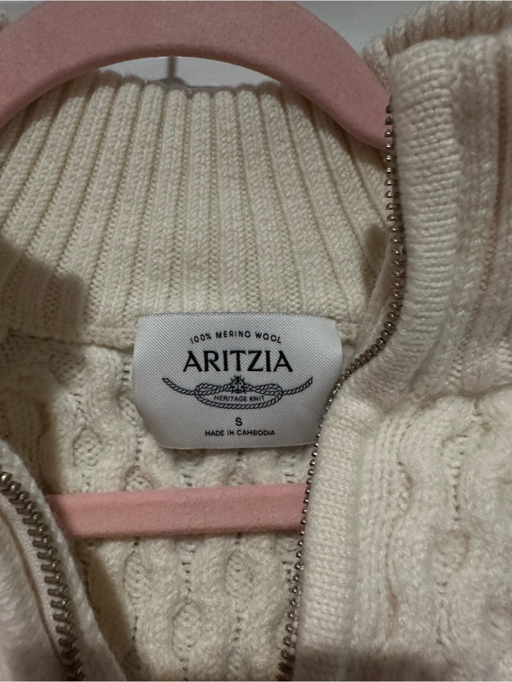 Aritzia Heritage Knit Cable Knit Merino Wool 1/4 Zip Sweater
Size Small | - Picture 5 of 7